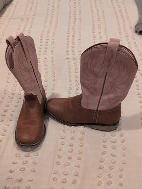 Girl's Two-Tone Western Pull-On Boot - Pink and Brown